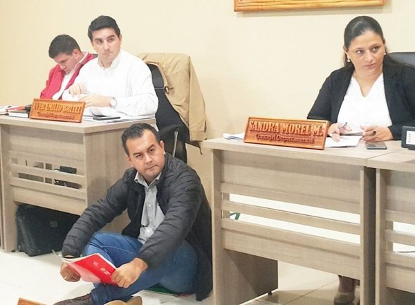 Edil departamental exige merienda escolar en Caazapá | Paraguay en Noticias