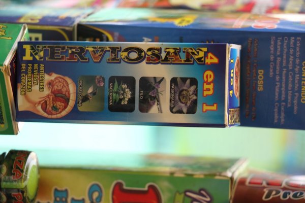 Arrieros ndaje compran yuyos 'antinervios' para la patrona