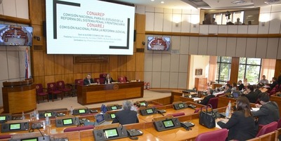 Ministro de Hacienda explica a legisladores sobre Proyecto de Reforma Judicial - .::RADIO NACIONAL::.