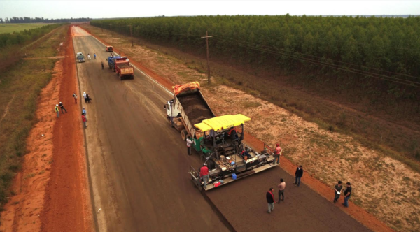 MOPC al día con pagos de certificados de obras - .::RADIO NACIONAL::.