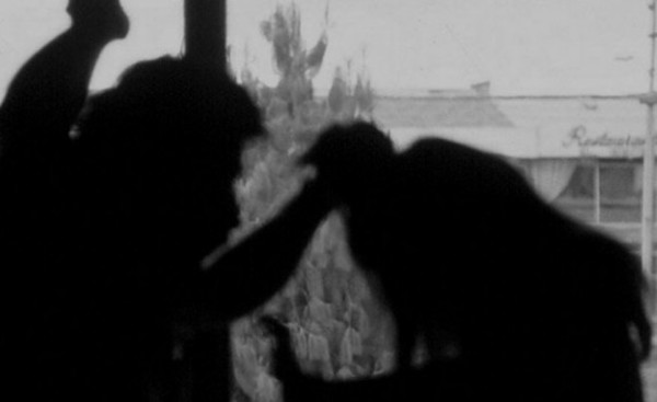 Agredió a su pareja en la comisaría por denunciarlo y quedó detenido