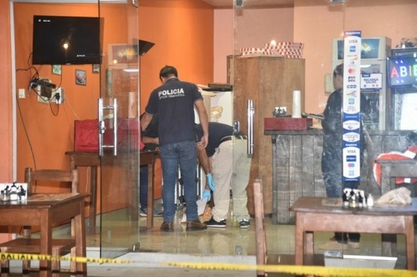 Pizzero que mató a delincuente podría recuperar su libertad con cambio de fiscales - Radio 1000 AM