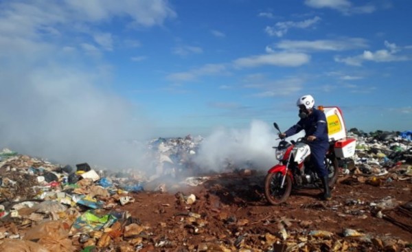 Motofumigadoras llegan a sitios de difícil acceso