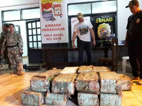 Incautan más de 800 kilos de marihuana en puerto clandestino de Alto Paraná