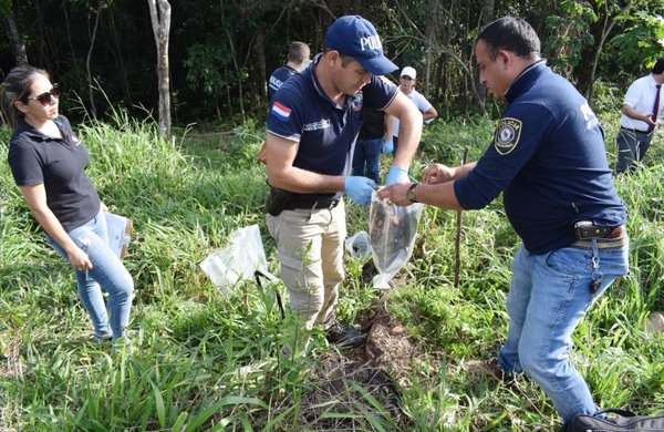 Hallan restos calcinados que serían del alemán buscado - Edicion Impresa - ABC Color