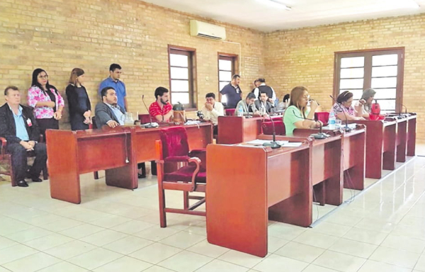 Sesión extra se levanta por falta de quórum | Diario Vanguardia 08