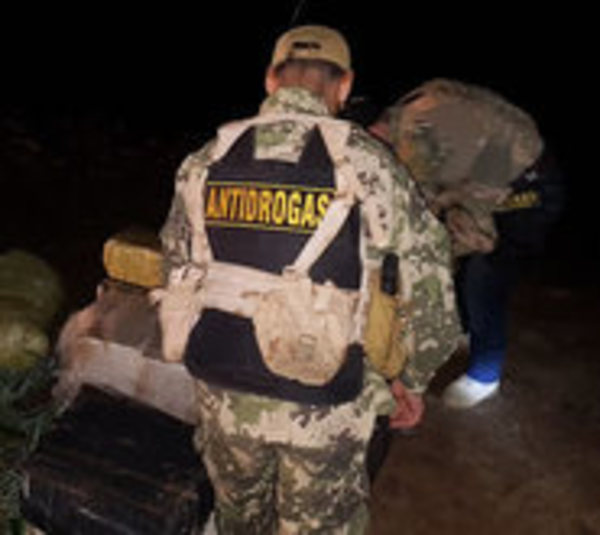 Caen 800 kilos de marihuana de puerto clandestino en Alto Paraná - Paraguay.com