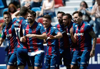 Levante manda a Segunda al Rayo - Deportes - ABC Color