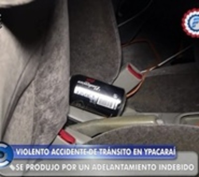 Violento accidente de tránsito deja varios daños materiales - Paraguay.com