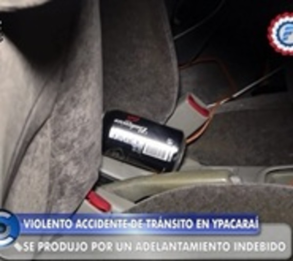 Violento accidente de tránsito deja varios daños materiales - Paraguay.com