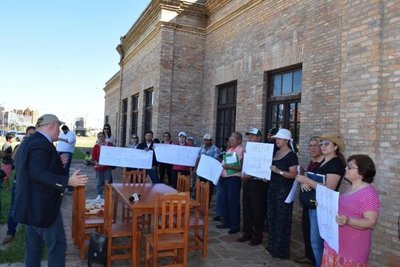Emplazan a fiscala en caso Hrisuk - Nacionales - ABC Color