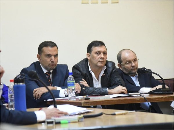 Buscarán pérdida de investidura de Víctor Bogado