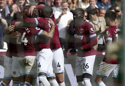 Con Balbuena como figura, West Ham golea
