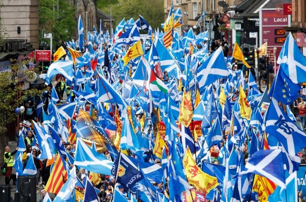 Demandan en Escocia un nuevo referéndum de independencia - Internacionales - ABC Color