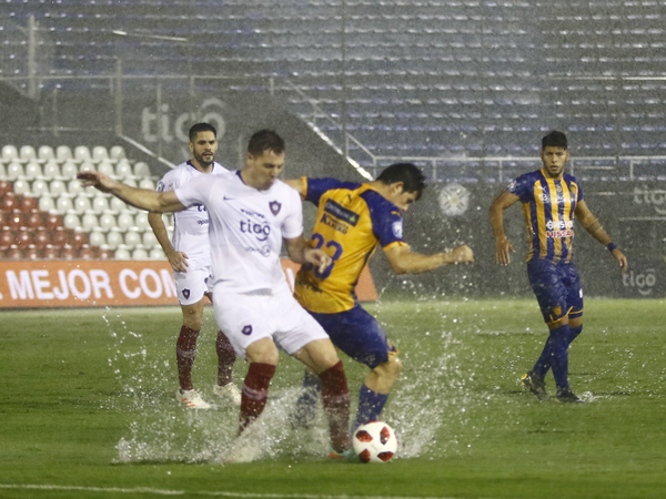 Suspendido el juego entre Sportivo Luqueño y Cerro Porteño
