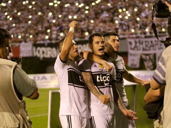 Olimpia campeón, tricampeón paraguayo con buena ley  - Radio 1000 AM