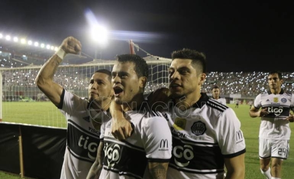 HOY / Olimpia campeón! Grito que retumba por tercera vez en América y el mundo entero!