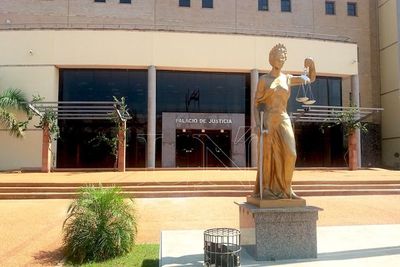 Condenan a hombre a 27 años de cárcel por asesinar a su pareja
