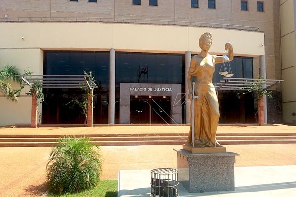 Condenan a hombre a 27 años de cárcel por asesinar a su pareja