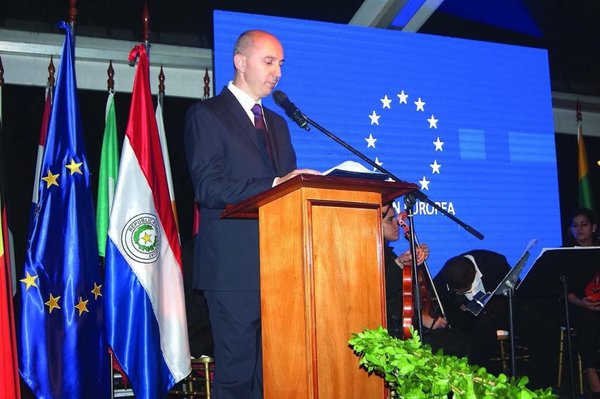 Europa celebra con cultura - Edicion Impresa - ABC Color