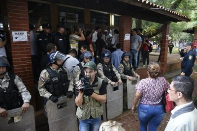 Arrancan votaciones en CDE - Nacionales - ABC Color