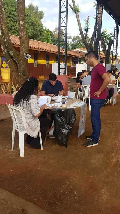 Diputado Brítez depositó su voto