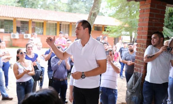 Prieto depositó su voto
