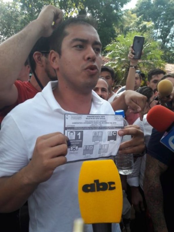 Elecciones CDE: “Están robando la voluntad popular”, dice Miguel Prieto - 730am - ABC Color