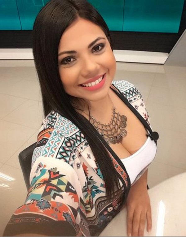 Excronista de TV sin laburo, hace planteras recicladas para vender