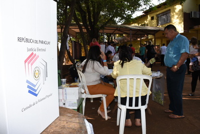 CDE: Anuncian que resultados finales se tendrán a las 17 horas - ADN Paraguayo