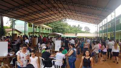 Queda una hora para votar
