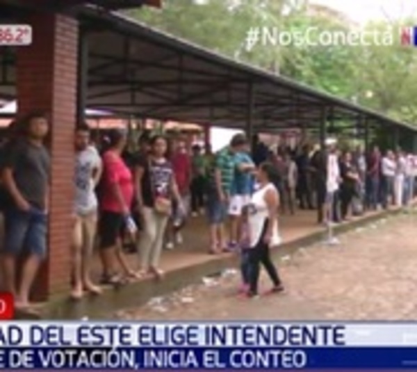 Cierran los portones en Ciudad del Este tras incidentada jornada - Paraguay.com