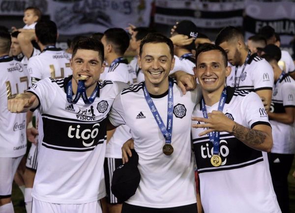 Los exCerro que festejan el “Tri”