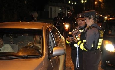 HOY / Alcoholizados y sin documentos siguen circulando en rutas