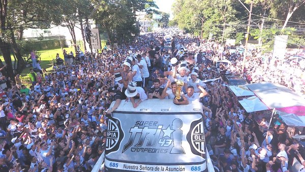OLIMPIA ES CARNAVAL