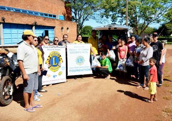 Entregan víveres a los damnificados - Edicion Impresa - ABC Color