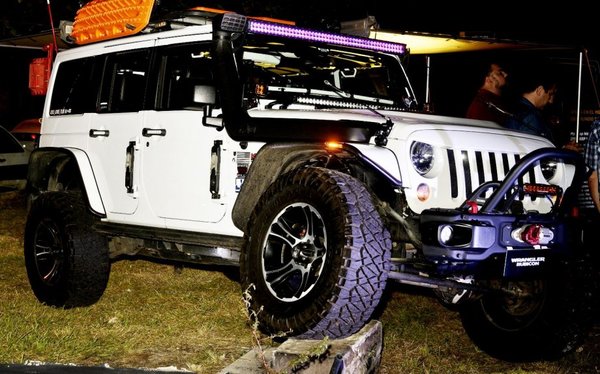 Atractivo Jeep Camp Asunción - Edicion Impresa - ABC Color