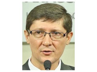 “Este año tenemos USD 900 millones para pagar  obras”
