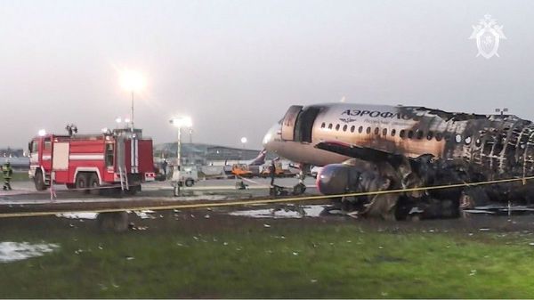 Tragedia aérea en Rusia: Piloto apunta a un rayo como causa del accidente