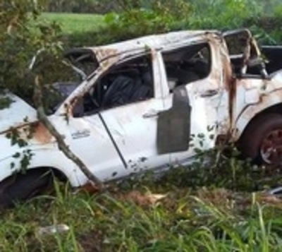 Hombre fallece luego de perder el control de su vehículo - Paraguay.com