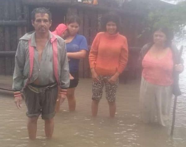 Distritos de Ñeembucú padecen la inundación - Nacionales - ABC Color