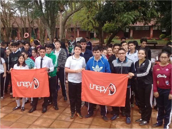 Estudiantes paran en vigilia por la reforma educativa