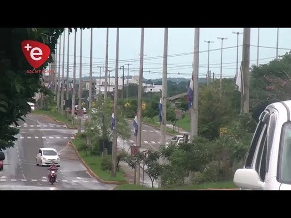 EMBANDERAN LA AVDA. IRRAZABAL EN EL B° PACU CUA