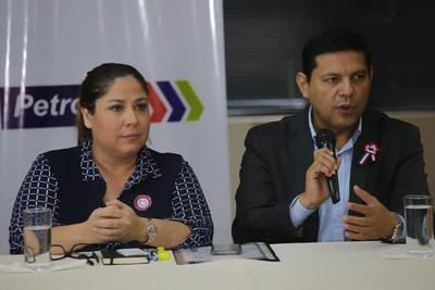 Petropar se reúne con el equipo económico para evaluar precio del gasoil | .::Agencia IP::.