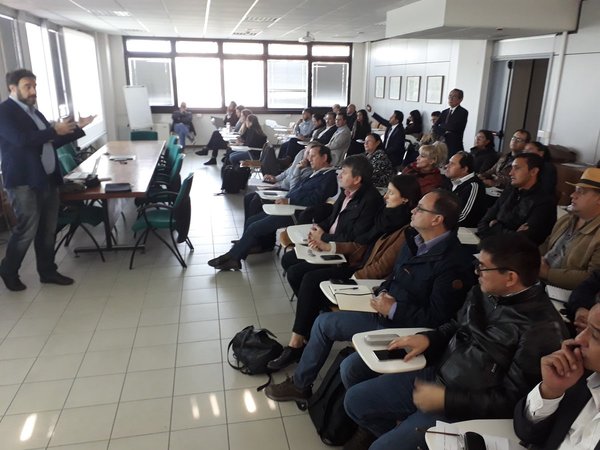 Autoridades y productores participan de jornadas de capacitación en Italia | .::Agencia IP::.