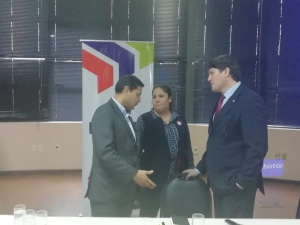 'Petropar siempre va a estar regido por el precio internacional' - Radio 1000 AM