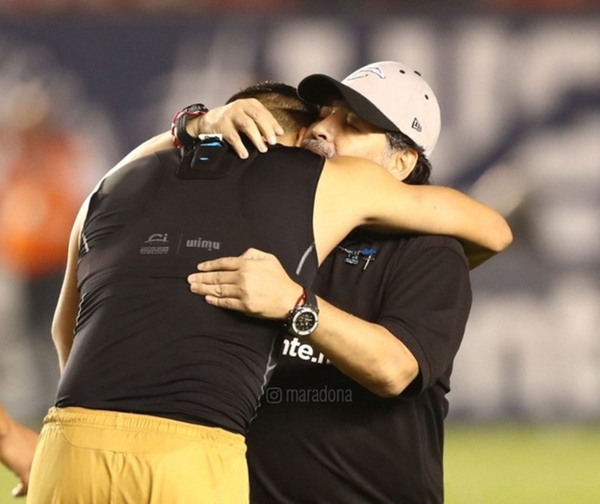 El emotivo mensaje de Maradona a su equipo y a la hinchada