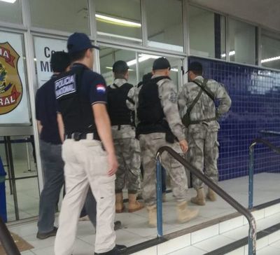 Expulsan a dos presuntos miembros del PCC al Brasil