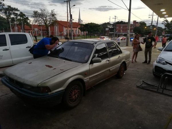 Hallan auto del “feminicida” - Nacionales - ABC Color