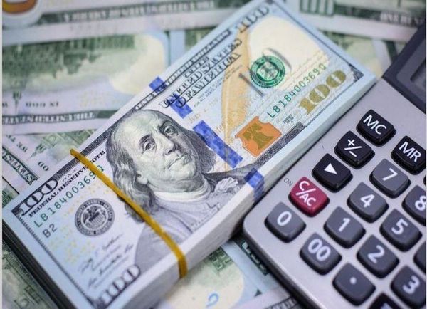 Dólar supera expectativas y se asoma a los G. 6.300
